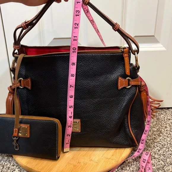 Dooney & Bourke Black and Tan Shoulder Bag Set - Picture 2 of 13